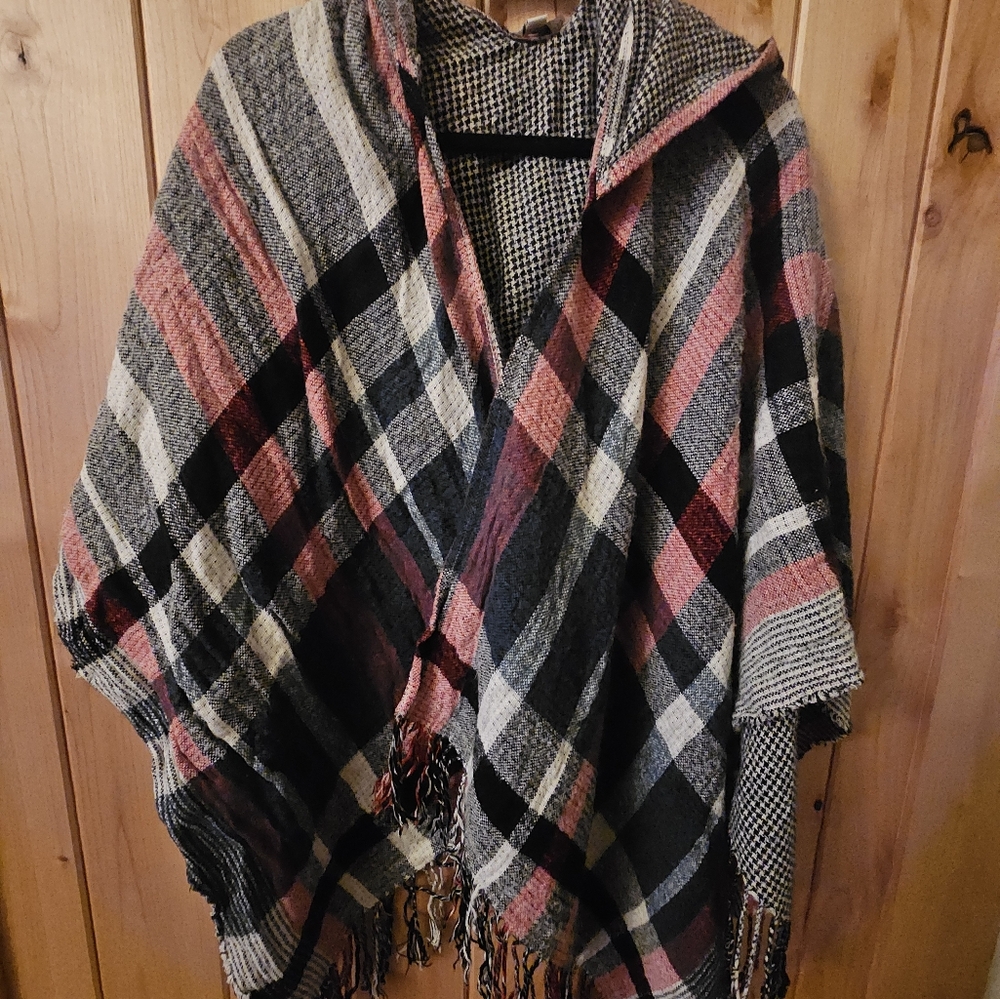 Lightweight pancho